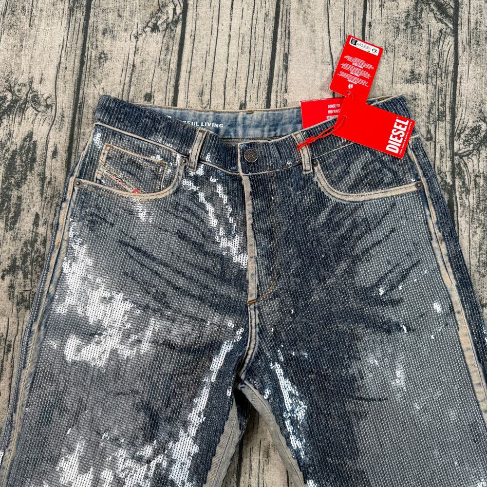 Diesel D-Ark-S5 Women’s Jeans Size 27 – Premium Straight-Leg Denim – NWT $1195 - Picture 4 of 15